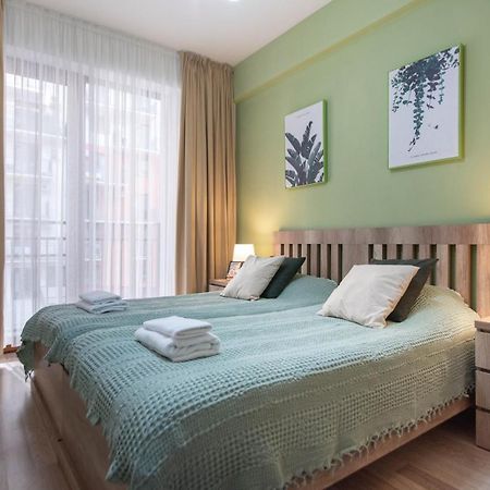 Gg Home - Cozy 2-Bedroom Apartment On Givi Kartozia Tbilisi Ngoại thất bức ảnh