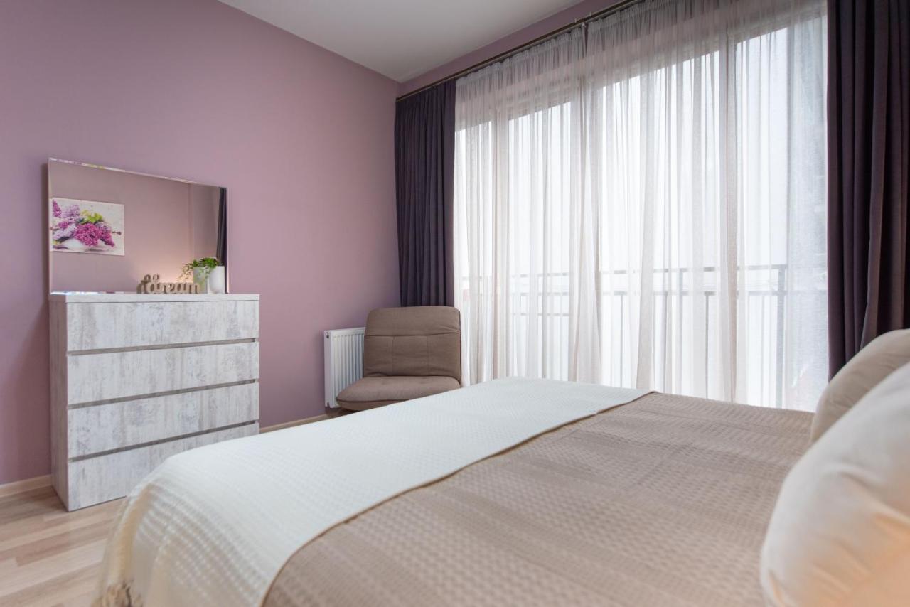 Gg Home - Cozy 2-Bedroom Apartment On Givi Kartozia Tbilisi Ngoại thất bức ảnh