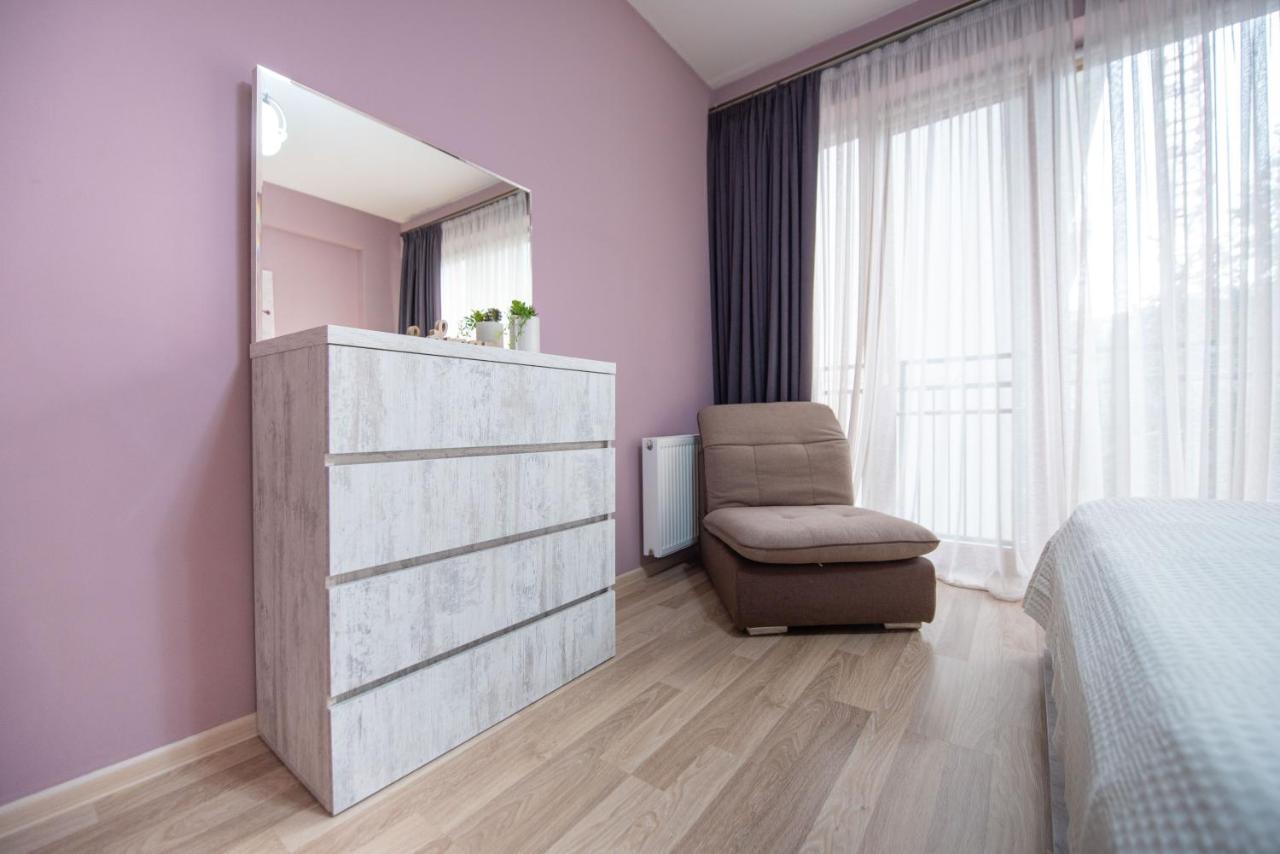 Gg Home - Cozy 2-Bedroom Apartment On Givi Kartozia Tbilisi Ngoại thất bức ảnh