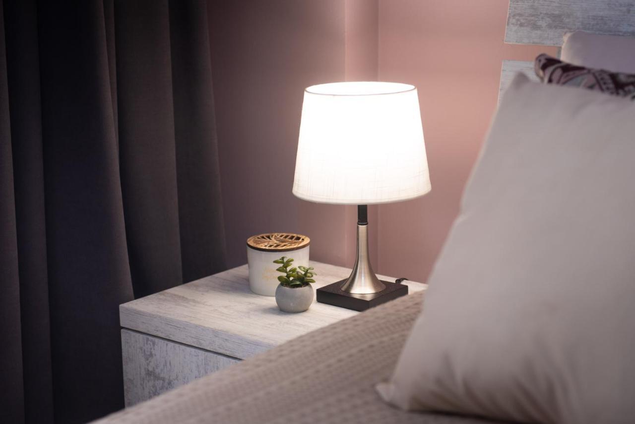 Gg Home - Cozy 2-Bedroom Apartment On Givi Kartozia Tbilisi Ngoại thất bức ảnh