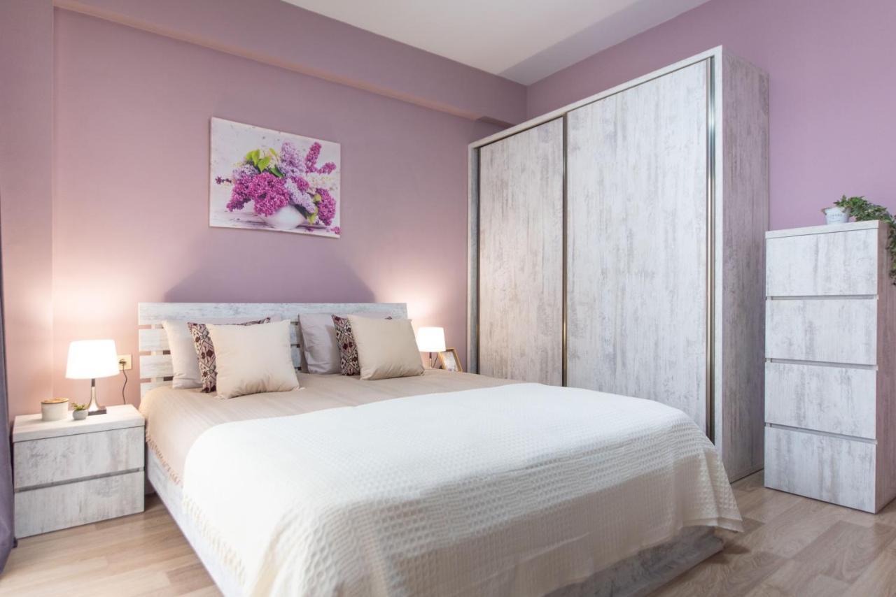 Gg Home - Cozy 2-Bedroom Apartment On Givi Kartozia Tbilisi Ngoại thất bức ảnh