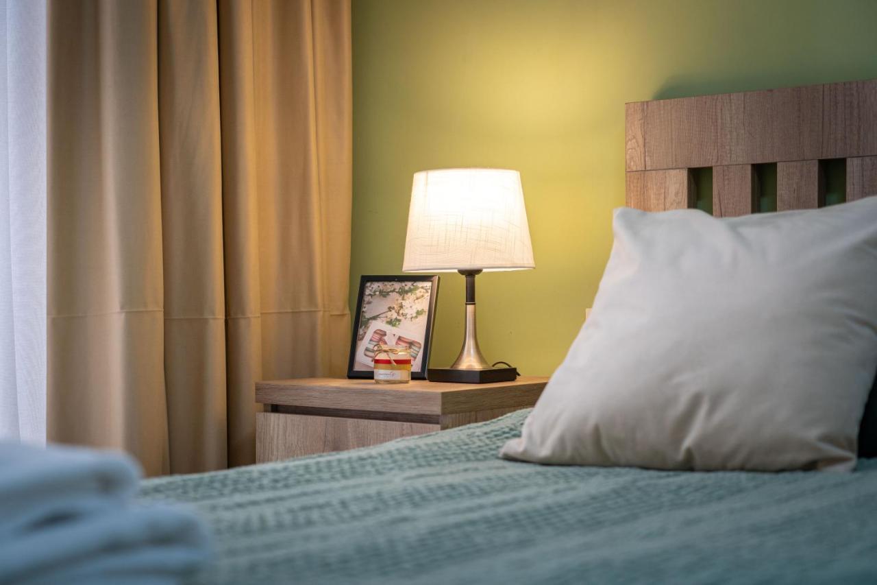 Gg Home - Cozy 2-Bedroom Apartment On Givi Kartozia Tbilisi Ngoại thất bức ảnh